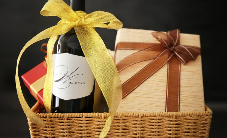 SAVVY STRATEGIES FOR SENDING GIFT HAMPERS ETIQUETTE INSIGHTS